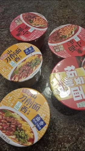 Jin Mai Lang Non-Fried Instant Cup Noodles photo review
